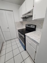 600 NW 32nd Pl in Miami, FL - Building Photo - Building Photo