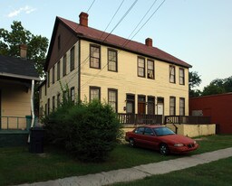 644 Crawford Ave Apartments