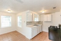 2921 Chicago St photo'