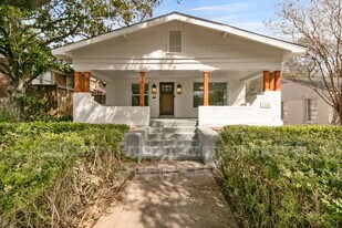 2105 Tremont Ave in Fort Worth, TX - Building Photo