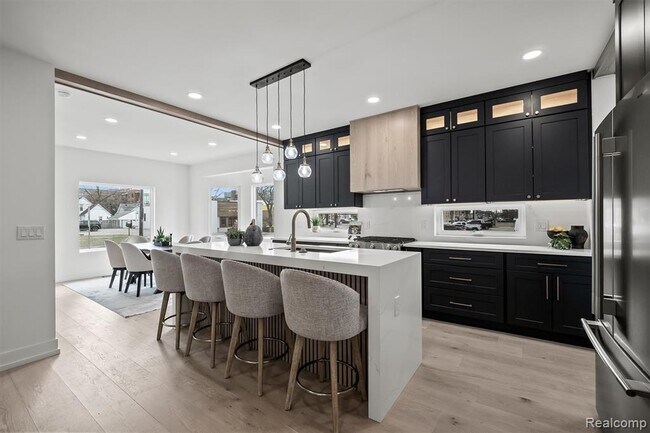 125 N Washington Ave in Royal Oak, MI - Building Photo - Building Photo