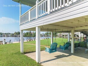 6293 Pontiac Dr in Kiln, MS - Foto de edificio - Building Photo
