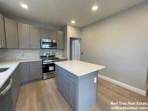 44 Ashley St in Boston, MA - Building Photo - Building Photo