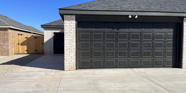 property at 5702 Kemper St