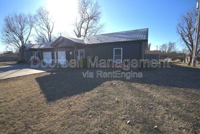 14974 S 305th E Ave in Coweta, OK - Foto de edificio - Building Photo