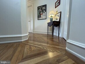 2018 Walnut St in Philadelphia, PA - Building Photo - Building Photo