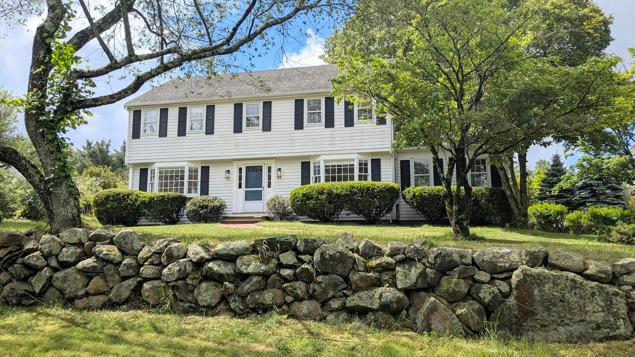 23 Allen St in Lexington, MA - Building Photo