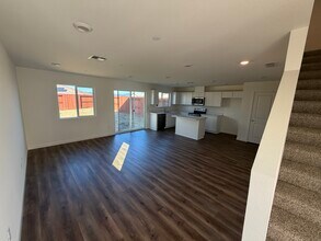 831 Congaree Ln in Redding, CA - Building Photo - Building Photo