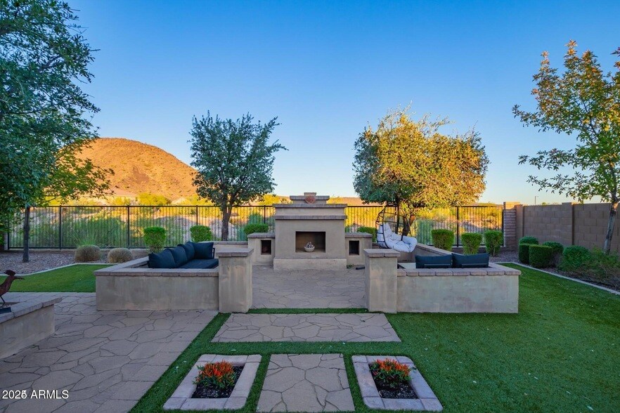 32185 N 129th Ave in Peoria, AZ - Foto de edificio