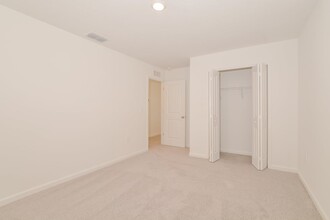 2827 Whitaker Pt in Haines City, FL - Building Photo - Building Photo