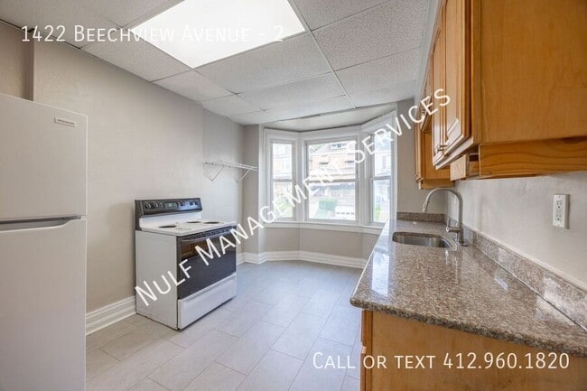 1422 Beechview Ave in Pittsburgh, PA - Building Photo - Building Photo