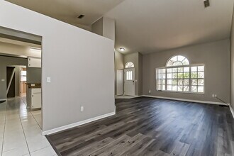 5009 Panther Dr in Spring Hill, FL - Building Photo - Building Photo