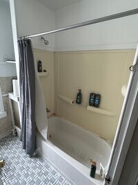 206 Ripka St, Unit Second Floor - 6