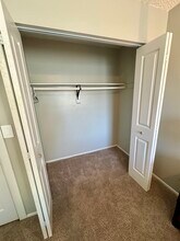 2133 Wedgewood Ct, Unit #4 in Greeley, CO - Foto de edificio - Building Photo