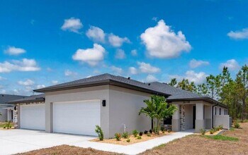 26138 Northern Cross Rd in Punta Gorda, FL - Building Photo - Building Photo