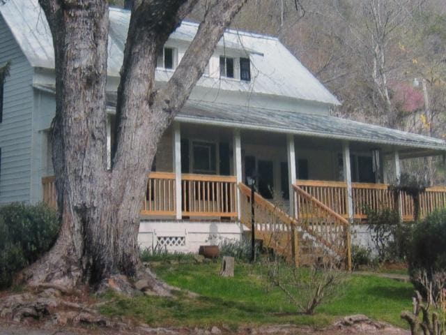 112 Saddle Creek in Cullowhee, NC - Building Photo - Building Photo