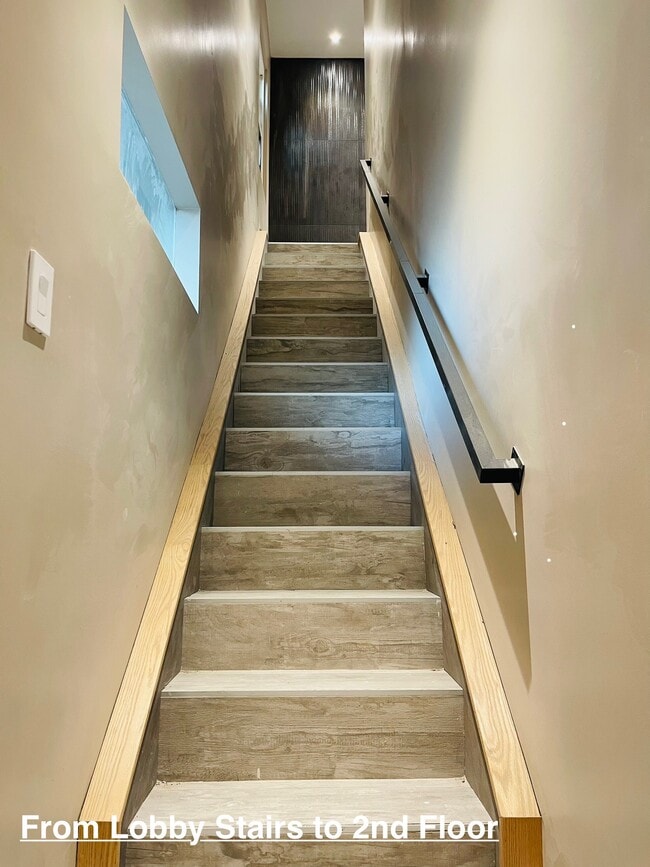 105 Bay 17th St, Unit SF in Brooklyn, NY - Building Photo - Building Photo