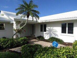 468 Bellini Cir in Nokomis, FL - Building Photo - Building Photo