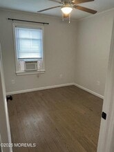 13 Willow St in Port Monmouth, NJ - Building Photo - Building Photo