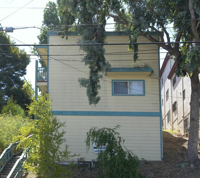 1918 16th Ave in Oakland, CA - Building Photo - Building Photo