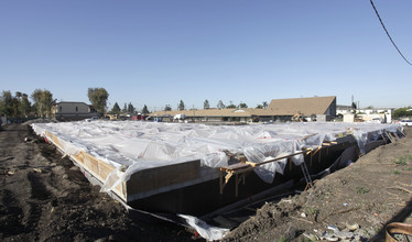 Serrano Woods Apartments in Orange, CA - Building Photo - Building Photo