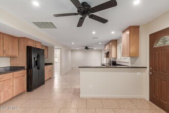 1628 E Del Rio Dr in Tempe, AZ - Building Photo - Building Photo