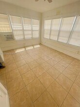 711 NW 1st St in Miami, FL - Building Photo - Building Photo