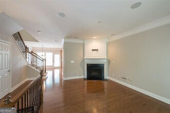 2315 Limehurst Dr in Atlanta, GA - Building Photo - Building Photo
