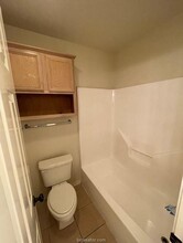 1411 Summit St in College Station, TX - Building Photo - Building Photo
