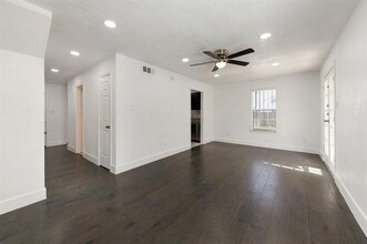 4624 San Jacinto St in Dallas, TX - Building Photo - Building Photo