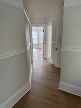 852 55th St, Unit 852 Spacious 3-Bedroom in Oakland, CA - Foto de edificio - Building Photo