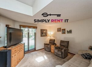 6300 Prairie Ridge Rd in Ames, IA - Building Photo - Building Photo