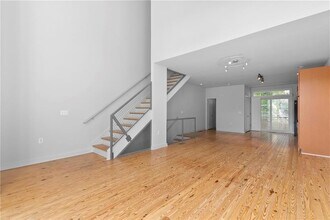 1302 Noguchi Mews NW, Unit 18207 in Atlanta, GA - Building Photo - Building Photo