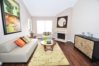 Living Area - Montecito Point Apartamentos in San Diego, California