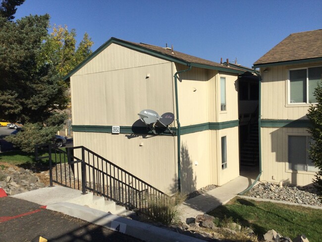 3952 Clear Acre Ln in Reno, NV - Building Photo - Building Photo