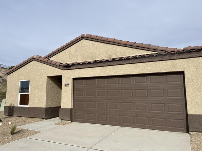 property at 2409 Granite Cir