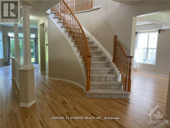 149 Insmill Crescent in Ottawa, ON - Building Photo - Building Photo