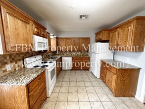 111 Oaklawn Dr in Corsicana, TX - Building Photo - Building Photo