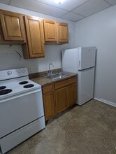 135 Howe St, Unit B in New Haven, CT - Building Photo - Building Photo