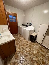 1504 S Iowa St in Pecos, TX - Building Photo - Building Photo