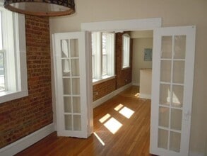 373 Moreland Ave NE in Atlanta, GA - Building Photo - Building Photo