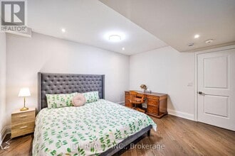 133 Hillsview Dr in Richmond Hill, ON - Building Photo - Building Photo