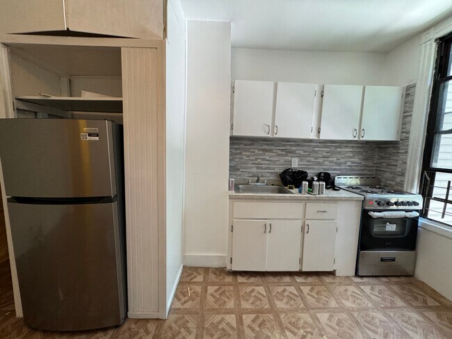 19 Cornelia St in Brooklyn, NY - Building Photo - Building Photo
