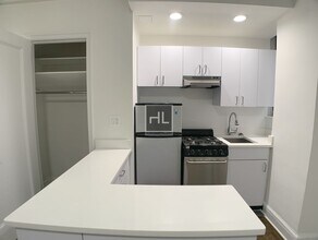 EAST 46 STREET in New York, NY - Building Photo - Building Photo