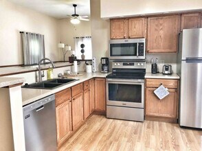 1406 Shelby St in Indianapolis, IN - Building Photo - Building Photo