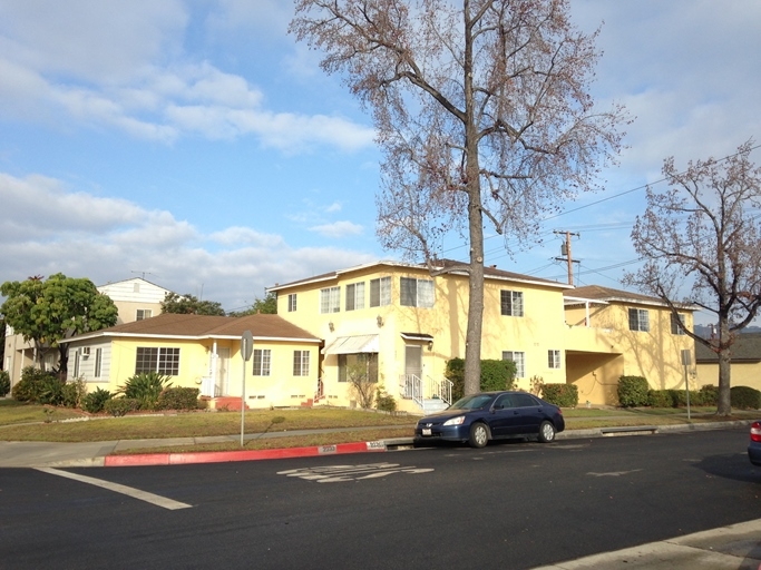 2227-2233 Hendricks Ave in Monterey Park, CA - Building Photo