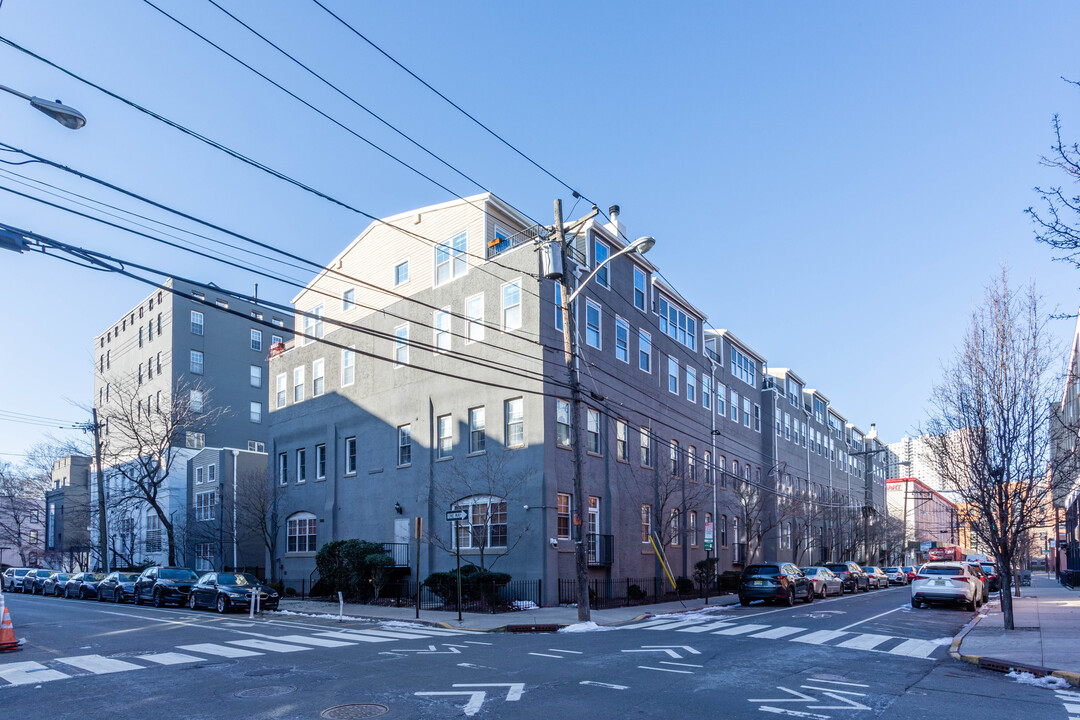 1034 Clinton in Hoboken, NJ - Foto de edificio