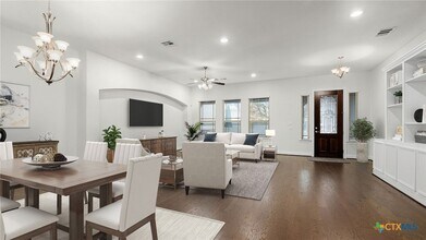 961 N Academy Ave, Unit 180 in New Braunfels, TX - Building Photo - Building Photo