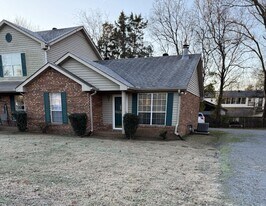 1714 Monument Ln in Lebanon, TN - Building Photo