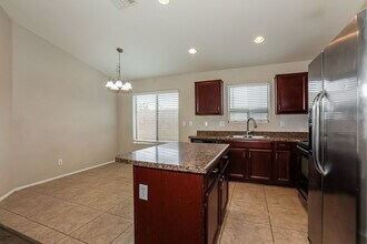 1658 E Shari St, Unit 276 in San Tan Valley, AZ - Foto de edificio - Building Photo